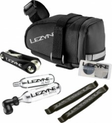 Lezyne M-Caddy CO2 Kit - Praktisch zadeltasje met complete CO2-kit - Twin Speed ​​Drive CO2 inflator, twee 16g CO2-bussen, een RAP 6 multitool en Matrix Levers Bandenlichters - 130x60x80 mm - 0.6 Liter - Nylon - Zwart