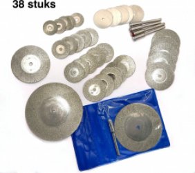 252 delig multitool schuurset - Roterrende multitools - Gereedschapset - 252 stuks - Drum sander set - Schuurhulzen - Schuurband - Doornen - Schuurrol - Schuurrol schacht ø ⅛ inch (3mm) - 1/2